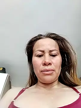 LaraCaliente online show from October 20, 2025, 11:44 am