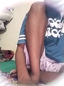 Snapshot of Rapunzal chatting on May 7, 2026, 7:39 pm Rapunzal online show from May 7, 2026, 7:39 pm