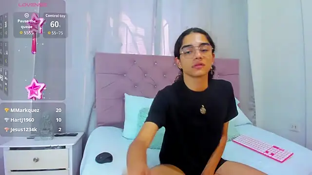 EthanBlackwoodd online show from February 9, 2026, 7:56 pm