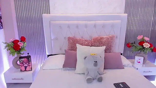 MelodySweetHoney online show from February 19, 2026, 4:15 pm