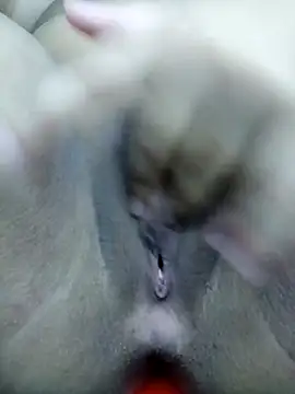 Geraldine xxx online show from October 1, 2025, 7:18 pm