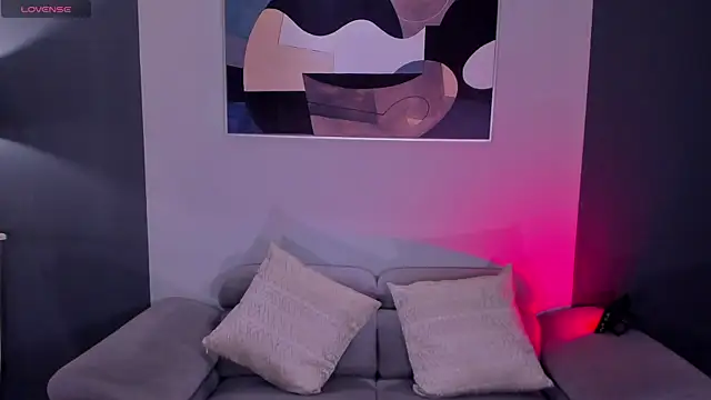 Snapshot of KatieAngelX chatting on December 5, 2025, 9:41 am KatieAngelX online show from December 5, 2025, 9:41 am