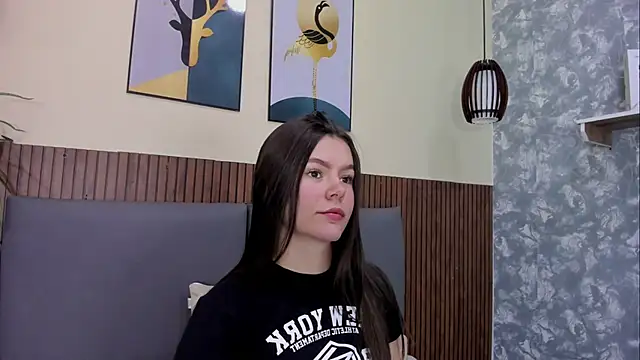 Snapshot of EmillyHarper_ chatting on November 25, 2025, 3:51 am EmillyHarper online show from November 25, 2025, 3:51 am