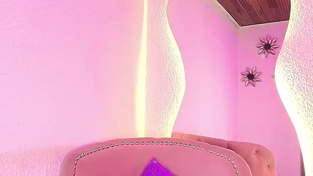 CoffeNaughty nom online show from December 5, 2025, 4:44 am