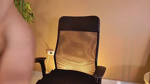 Vicky kittyy online show from November 14, 2025, 3:05 pm