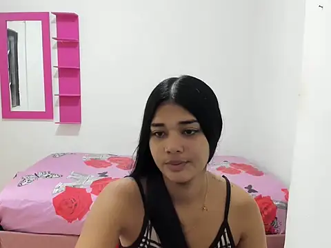 naty lan11 online show from October 11, 2025, 2:07 pm