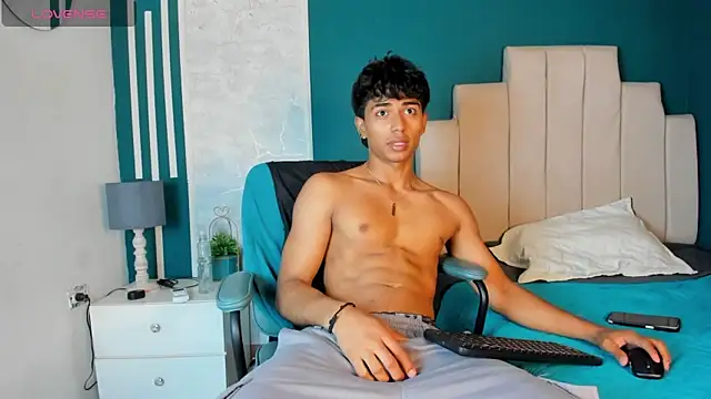 Snapshot of Jaycob_Black1 chatting on September 22, 2025, 12:11 pm Jaycob Black1 online show from September 22, 2025, 12:11 pm