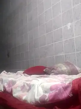 Snapshot of Cachorrinha2025 chatting on October 24, 2025, 3:16 am Cachorrinha2025 online show from October 24, 2025, 3:16 am