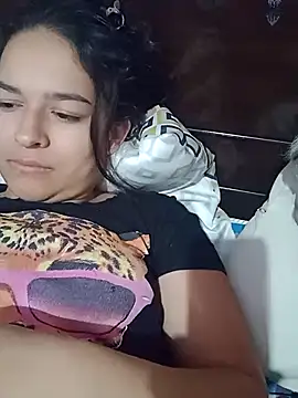 Snapshot of Cachorrinha2025 chatting on November 24, 2025, 11:49 pm Cachorrinha2025 online show from November 24, 2025, 11:49 pm