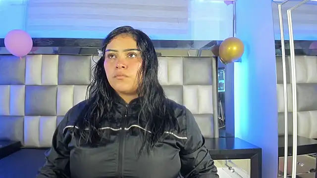 abbiecollins js online show from November 22, 2025, 4:11 am