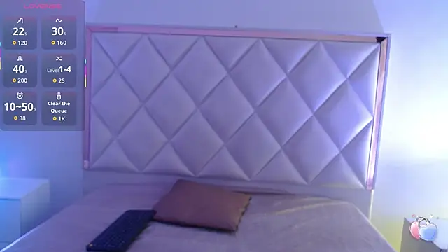 Snapshot of YESSY_TAY chatting on October 10, 2025, 7:15 pm YESSY TAY online show from October 10, 2025, 7:15 pm