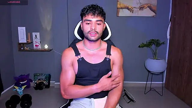 JordanRossie online show from April 9, 2026, 2:57 am