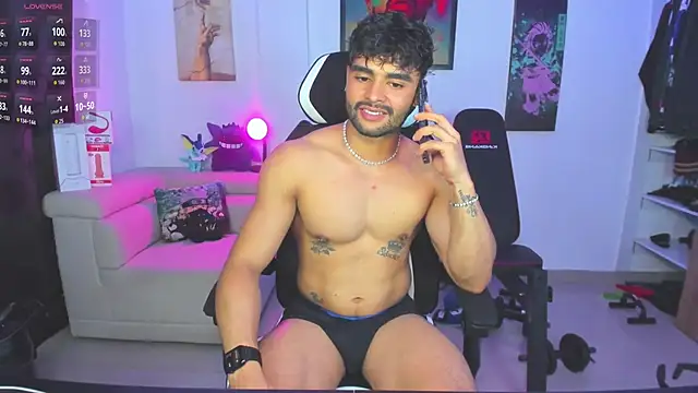 Snapshot of JordanRossie chatting on September 26, 2025, 12:50 am JordanRossie online show from September 26, 2025, 12:50 am