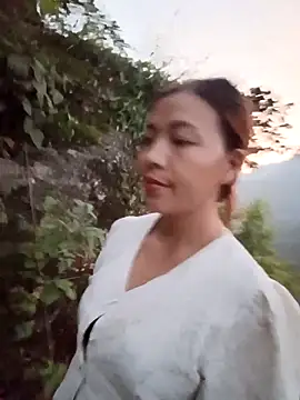 -Miu-98 online show from October 11, 2025, 11:00 am