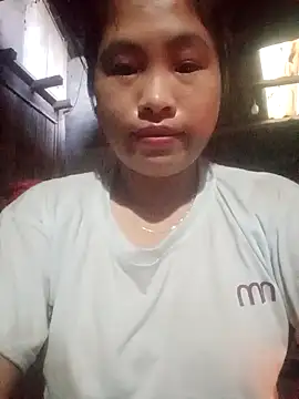 Luyen004 online show from October 4, 2025, 11:06 pm