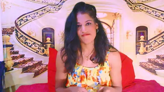 IndianSexcSmyle online show from April 8, 2026, 4:30 pm