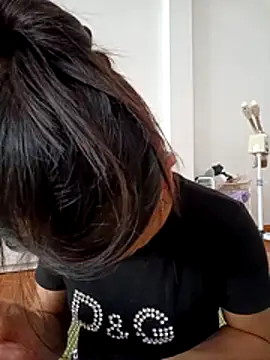 Snapshot of Na_xx chatting on November 9, 2025, 3:43 am Na xx online show from November 9, 2025, 3:43 am