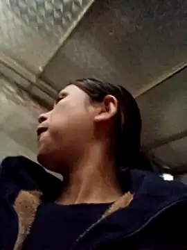 Snapshot of Na_xx chatting on November 3, 2025, 6:18 am Na xx online show from November 3, 2025, 6:18 am