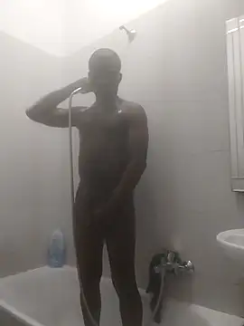 Kwasi-a online show from October 13, 2025, 3:35 pm