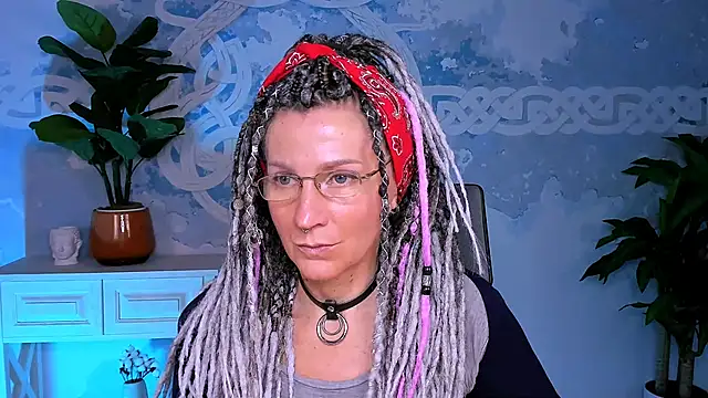 UmaSpace online show from September 28, 2025, 1:07 pm