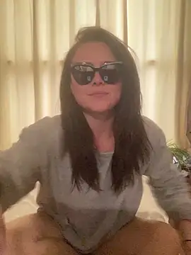 Snapshot of Mia_Winters chatting on June 11, 2026, 7:33 pm Mia Winters online show from June 11, 2026, 7:33 pm