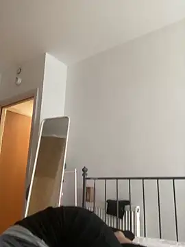 Mia Winters online show from September 18, 2025, 3:15 pm