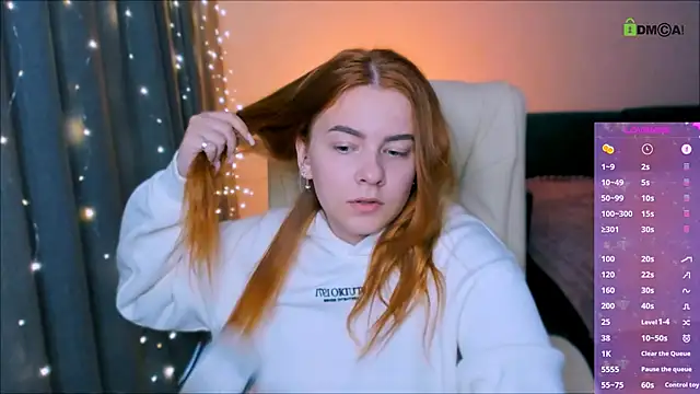 Snapshot of red__dizzy chatting on October 18, 2025, 3:03 pm red dizzy online show from October 18, 2025, 3:03 pm