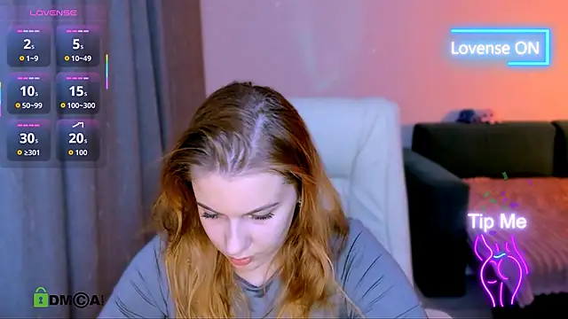 Snapshot of red__dizzy chatting on December 5, 2025, 8:28 pm red dizzy online show from December 5, 2025, 8:28 pm