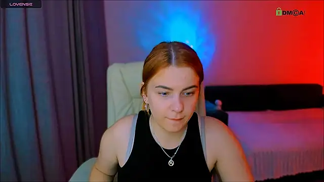 Snapshot of red__dizzy chatting on January 8, 2026, 9:32 pm red dizzy online show from January 8, 2026, 9:32 pm