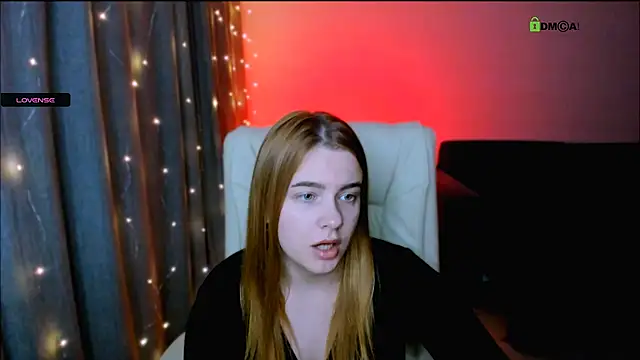 Snapshot of red__dizzy chatting on November 13, 2025, 8:24 pm red dizzy online show from November 13, 2025, 8:24 pm