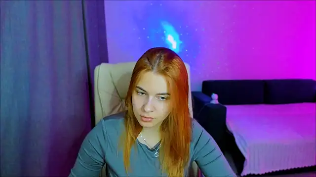 Snapshot of red__dizzy chatting on January 5, 2026, 6:33 pm red dizzy online show from January 5, 2026, 6:33 pm