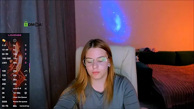 Snapshot of red__dizzy chatting on November 25, 2025, 6:19 pm red dizzy online show from November 25, 2025, 6:19 pm