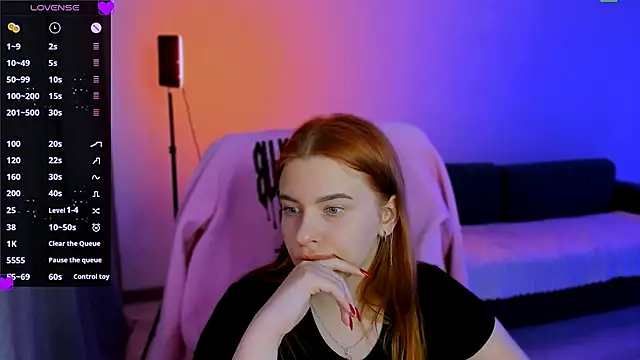 Snapshot of red__dizzy chatting on March 5, 2026, 2:24 pm red dizzy online show from March 5, 2026, 2:24 pm