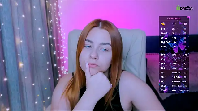 Snapshot of red__dizzy chatting on October 19, 2025, 12:19 pm red dizzy online show from October 19, 2025, 12:19 pm