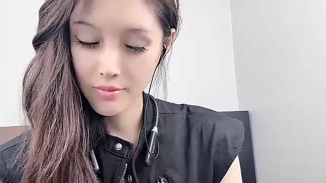 QiaoHui online show from October 9, 2025, 8:20 pm