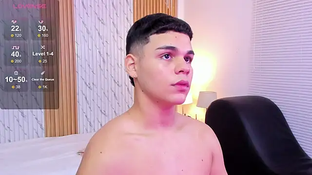 james jonnes online show from November 3, 2025, 9:07 pm