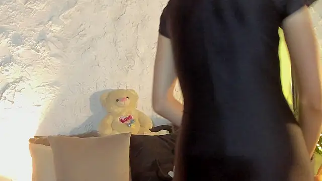 joselin rouse online show from November 17, 2025, 12:31 pm