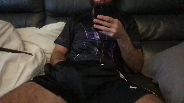 Snapshot of flambeur93 chatting on October 23, 2025, 4:27 pm flambeur93 online show from October 23, 2025, 4:27 pm