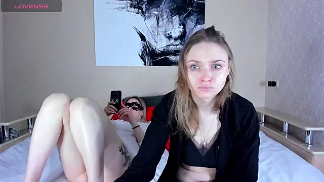 Linda Bryant-Eva online show from November 17, 2025, 2:48 am