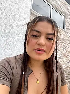 Snapshot of ItsKari chatting on September 17, 2025, 3:36 pm ItsKari online show from September 17, 2025, 3:36 pm