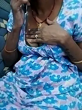 Snapshot of Sexy-Pinky chatting on October 10, 2025, 1:01 pm Sexy-Pinky online show from October 10, 2025, 1:01 pm