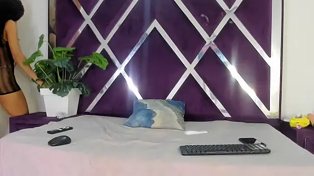 Snapshot of angelkyraasm chatting on October 29, 2025, 12:48 pm angelkyraasm online show from October 29, 2025, 12:48 pm