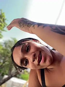 Isabella-Teen online show from March 2, 2026, 5:09 pm