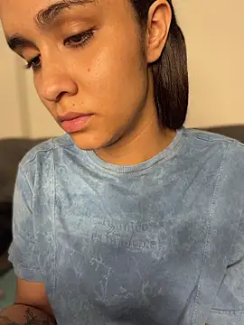 Isabella-Teen online show from January 10, 2026, 2:18 am