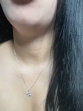 Rose-babyx online show from May 12, 2026, 2:08 am