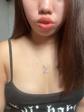 Rose-babyx online show from March 27, 2026, 1:47 am