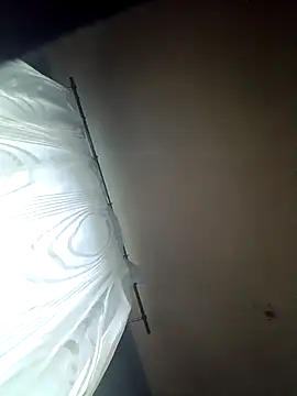 Snapshot of Jarektchurzewski chatting on December 22, 2025, 1:44 pm Jarektchurzewski online show from December 22, 2025, 1:44 pm