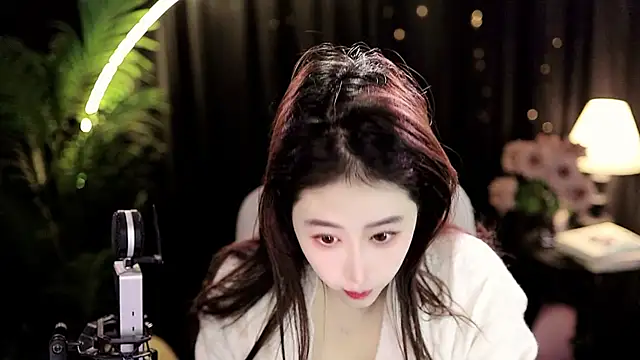 Sweet-Tea online show from January 12, 2026, 1:23 am