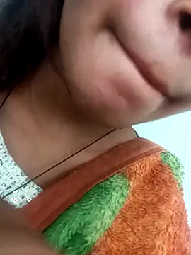 Snapshot of Aaisha-16 chatting on March 1, 2026, 2:44 am Aaisha-16 online show from March 1, 2026, 2:44 am