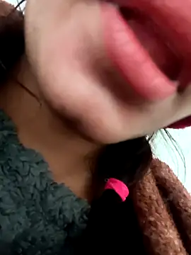 Snapshot of Aaisha-16 chatting on January 9, 2026, 4:08 am Aaisha-16 online show from January 9, 2026, 4:08 am